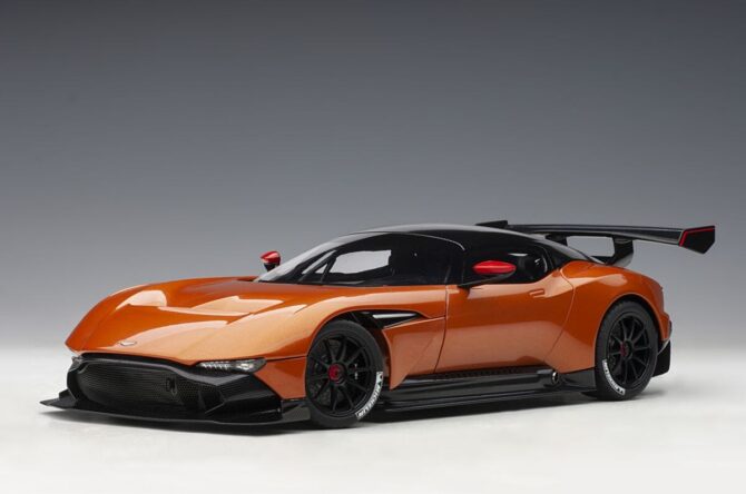 Aston Martin Vulcan 2015 1 to 18 scale AUTOart Composite Model Car