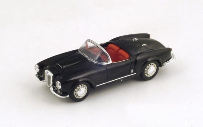 Lancia Aurelia B24 Spider 1955 1 to 43 scale Spark Resin Model Car