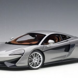 McLaren 570S 2016 1 to 18 scale AUTOart Composite Model Car