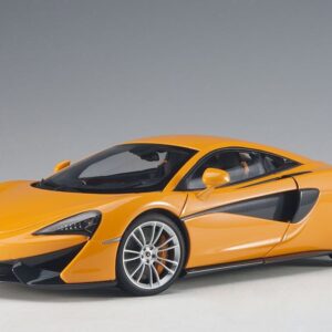 McLaren 570S 2016 1 to 18 scale AUTOart Composite Model Car