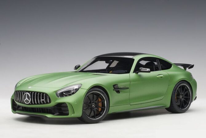 Mercedes Benz GT R AMG 2017 1 to 18 scale AUTOart Composite Model Car